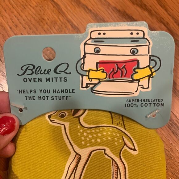 Blue Q Oven Mitt "Learn Your Baby Animals" - Picture 5 of 8